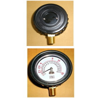 2.5" 15PSI LOWER MOUNT GAUGE WITH RUBBER PROTECTOR