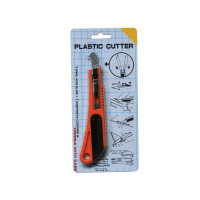 PLASTIC CUTTER